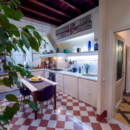 Luxury - Elegante Nel Cuore Di 卢卡