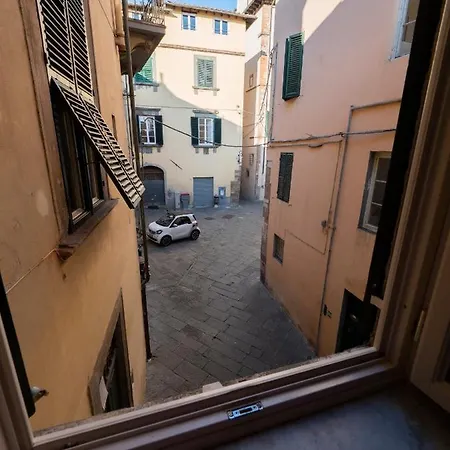 Luxury - Elegante Nel Cuore Di Apartment