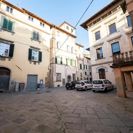 Luxury - Elegante Nel Cuore Di Lucca