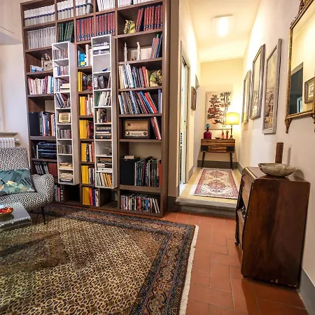 Luxury - Elegante Nel Cuore Di Apartment