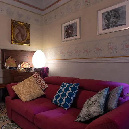 Apartment Luxury - Elegante Nel Cuore Di Lucca